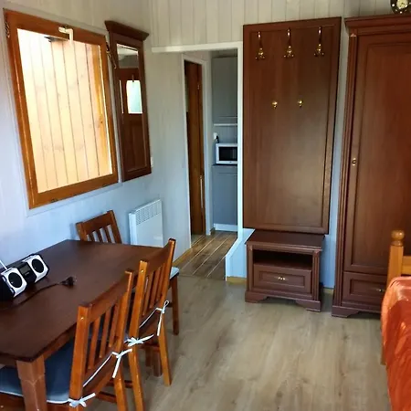 Zacisze I Prázdninový dům